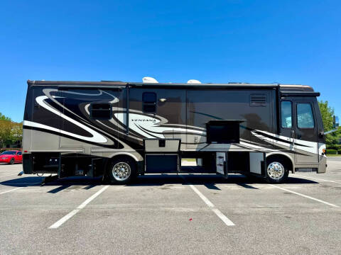 2014 Freightliner XCR Chassis