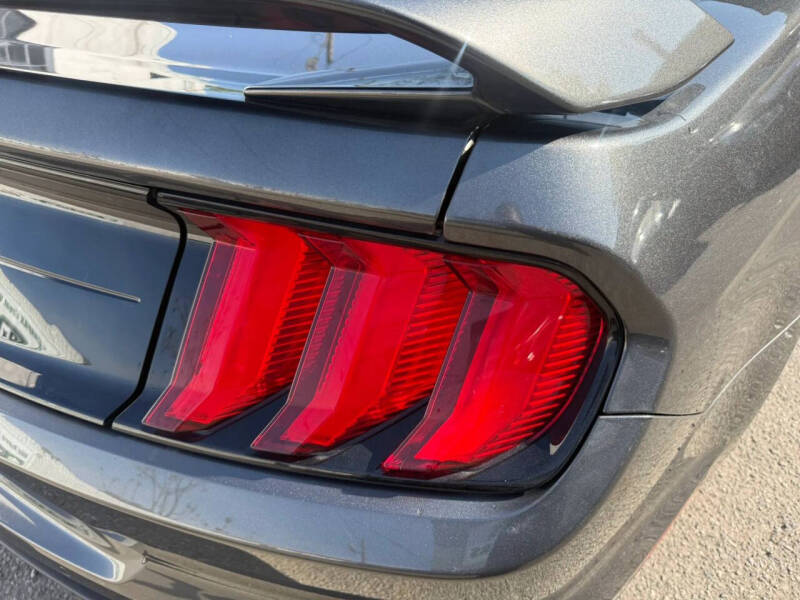 2018 Ford Mustang