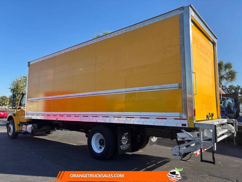 2019 Freightliner M2 106