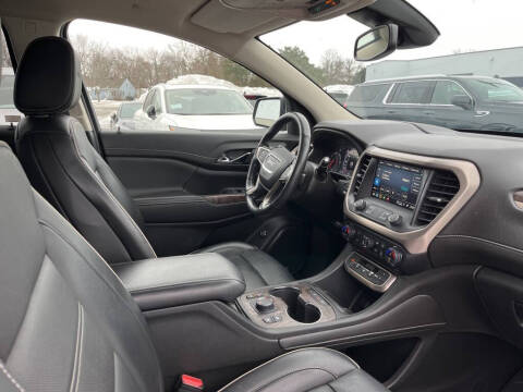 2021 GMC Acadia Denali