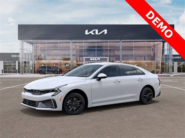 2025 Kia K5 LXS