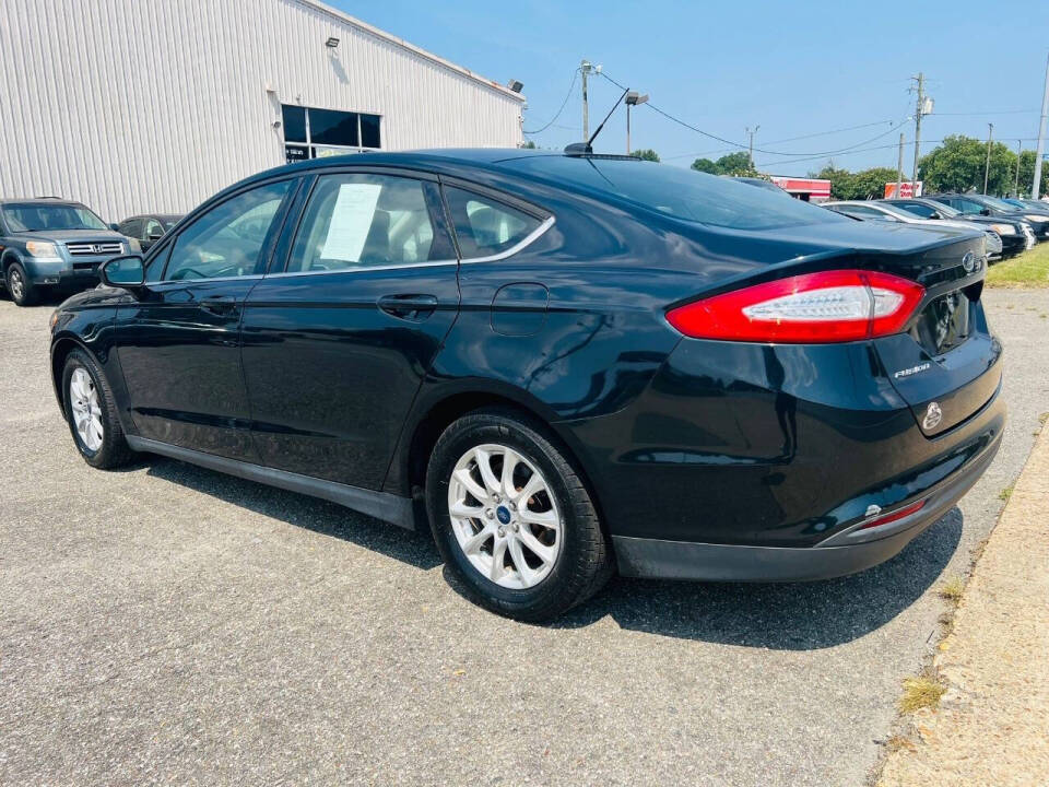 2014 Ford Fusion for sale at CAR FARMER & SALES in Chesapeake, VA