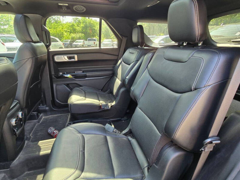 2021 Ford Explorer ST