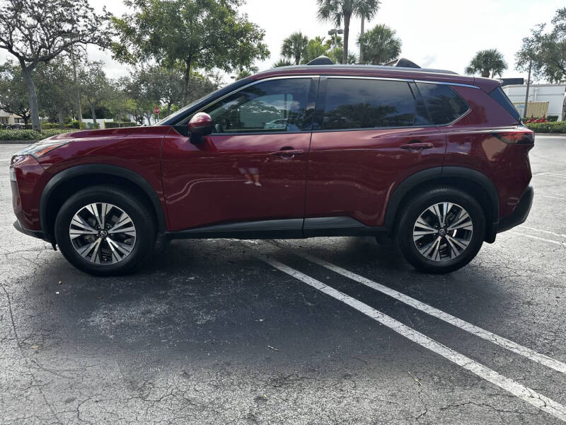 2021 Nissan Rogue SV