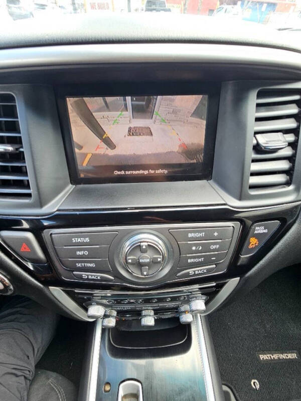 2013 Nissan Pathfinder S