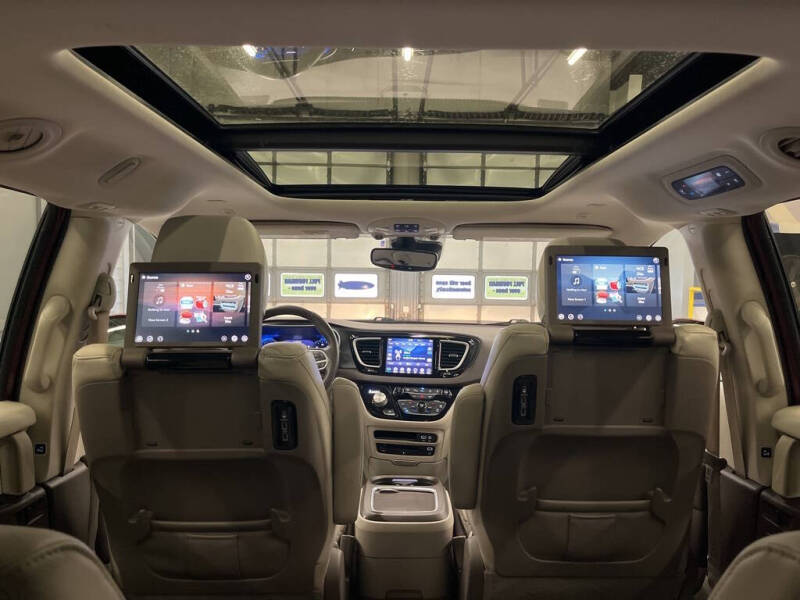 2020 Chrysler Pacifica Touring L Plus