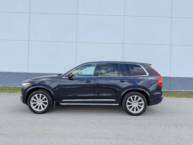 Used 2016 Volvo XC90 Inscription with VIN YV4A22PL5G1015282 for sale in Lawrence, IN
