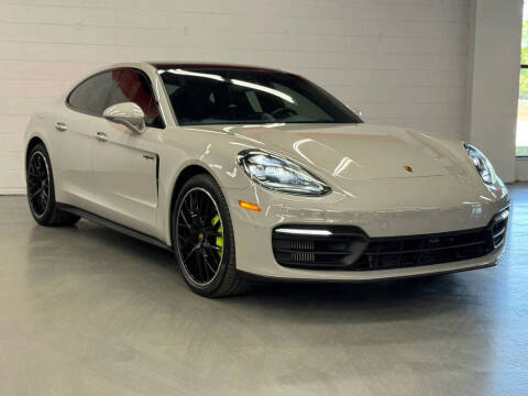 2022 Porsche Panamera 4S E-Hybrid