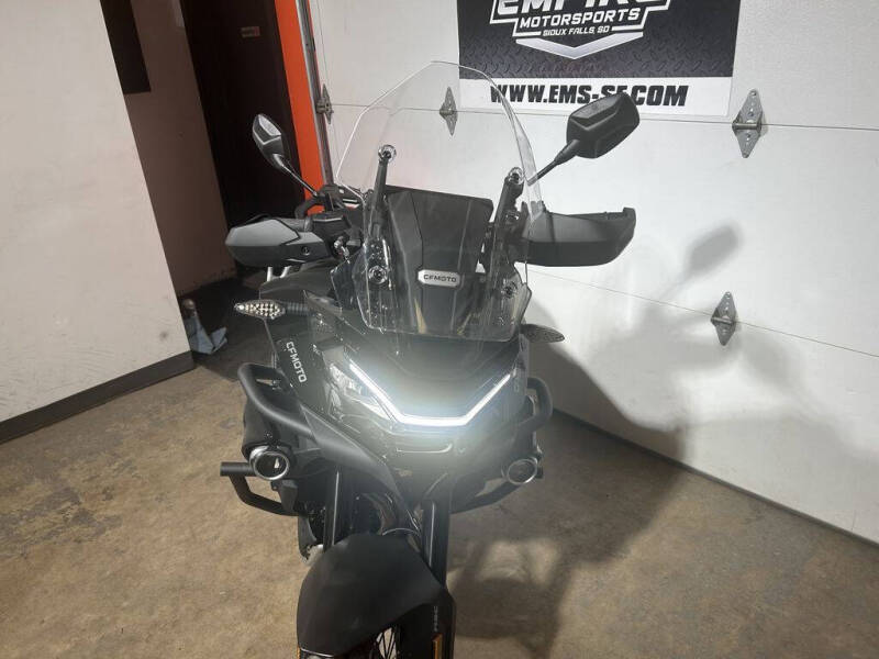 2025 CFMoto Ibex 800 E
