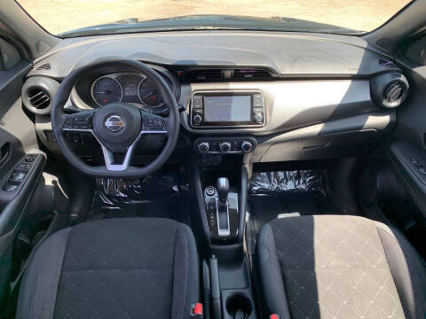 2020 Nissan Kicks S