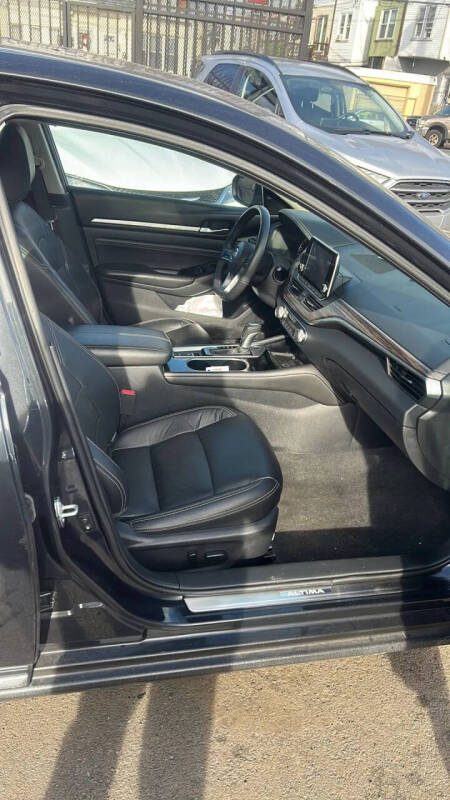 2020 Nissan Altima 2.5 Platinum