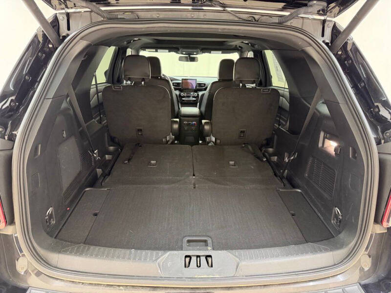 2024 Ford Explorer ST-Line