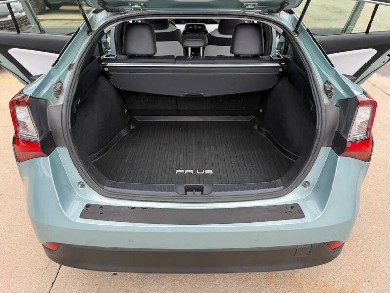 2021 Toyota Prius XLE