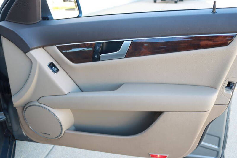 2012 Mercedes-Benz C-Class
