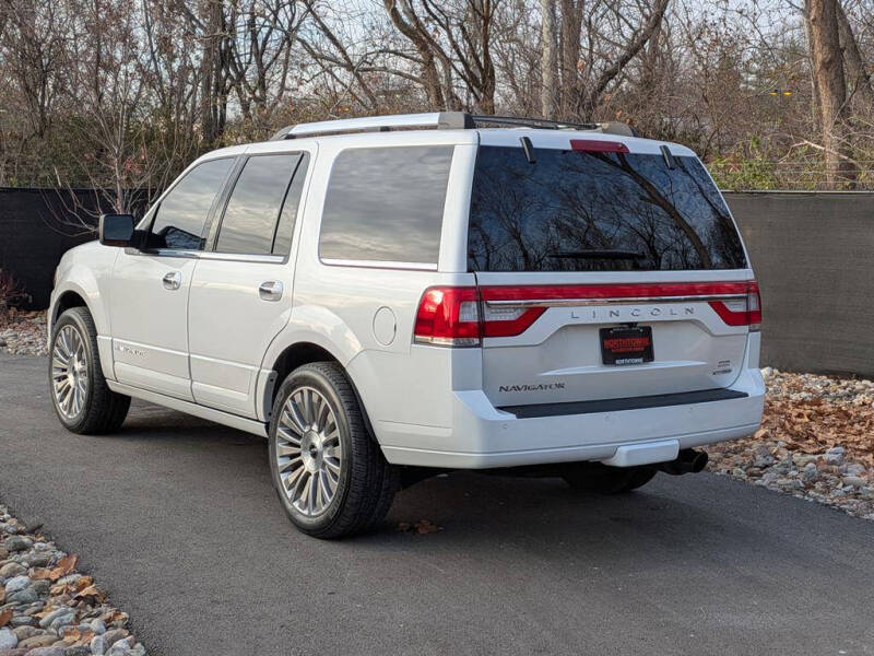 2016 Lincoln Navigator Select