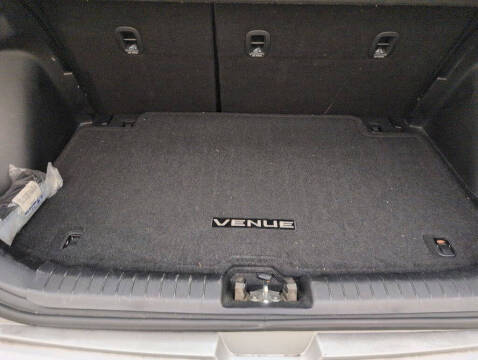 2020 Hyundai Venue SEL