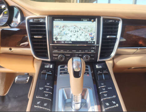 2011 Porsche Panamera 4