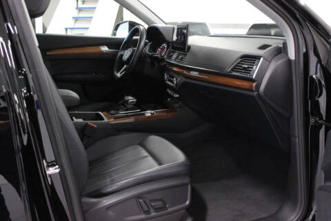 2023 Audi Q5 quattro Premium 40 TFSI