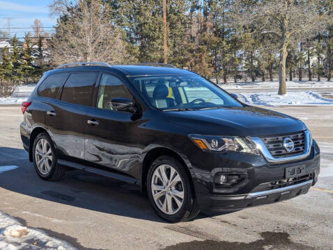 2019 Nissan Pathfinder SL