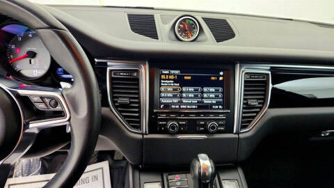 2016 Porsche Macan S