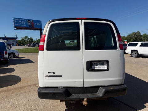 2017 Chevrolet Express 2500