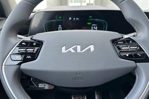 2025 Kia Niro EX Touring