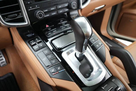 2017 Porsche Cayenne Turbo