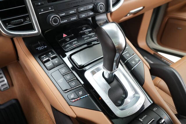 2017 Porsche Cayenne Turbo