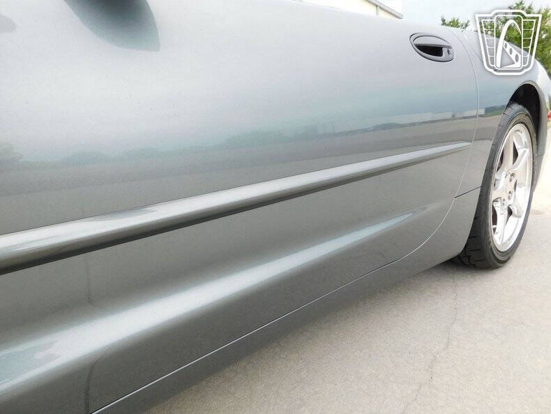 2004 Chevrolet Corvette