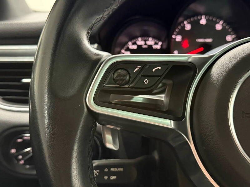 2018 Porsche Macan S