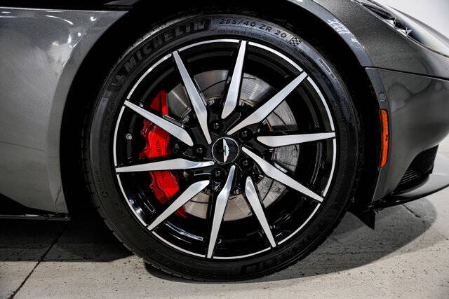 2017 Aston Martin DB11