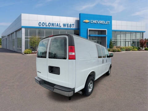 2025 Chevrolet Express 2500