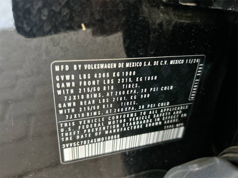 2025 Volkswagen Taos SE