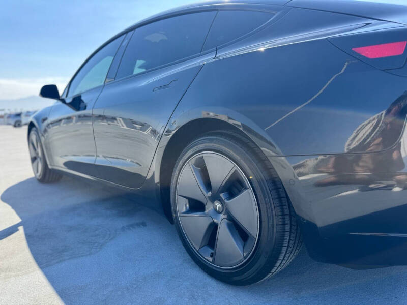 2021 Tesla Model 3 Standard Range Plus