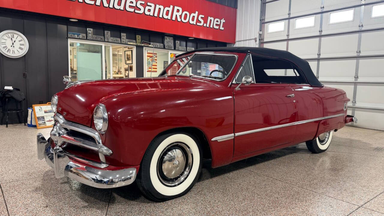 1949 Ford Custom 1
