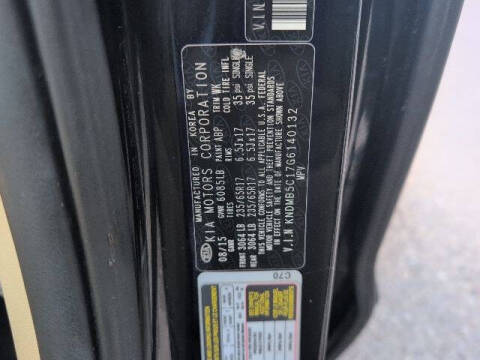 2016 Kia Sedona LX