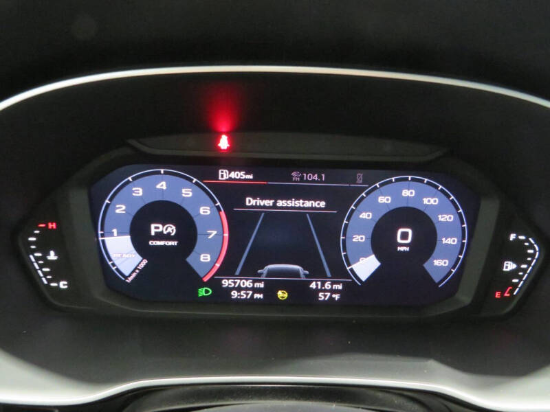 2021 Audi Q3 quattro Premium 40 TFSI