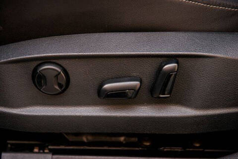 2017 Volkswagen Golf R 4Motion