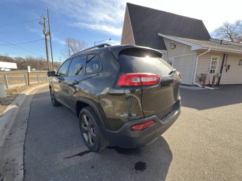2017 Jeep Cherokee Latitude