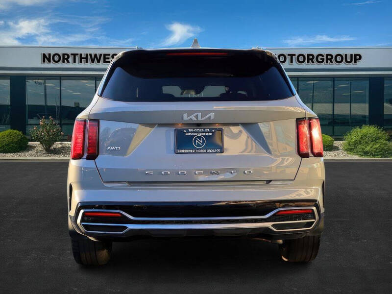 2022 Kia Sorento X-Line EX