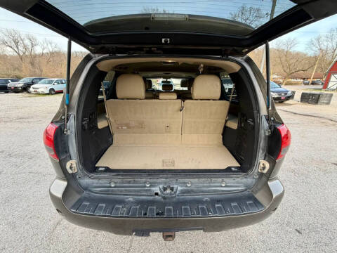 2013 Toyota Sequoia SR5