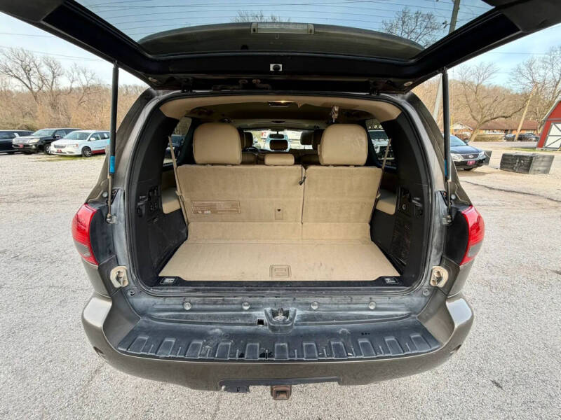 2013 Toyota Sequoia SR5