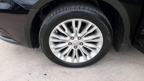 2011 Chrysler 200 Limited