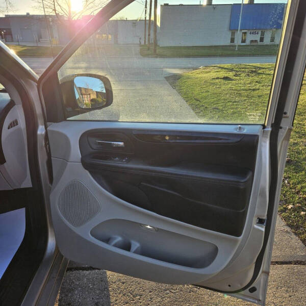 2013 Dodge Grand Caravan SE