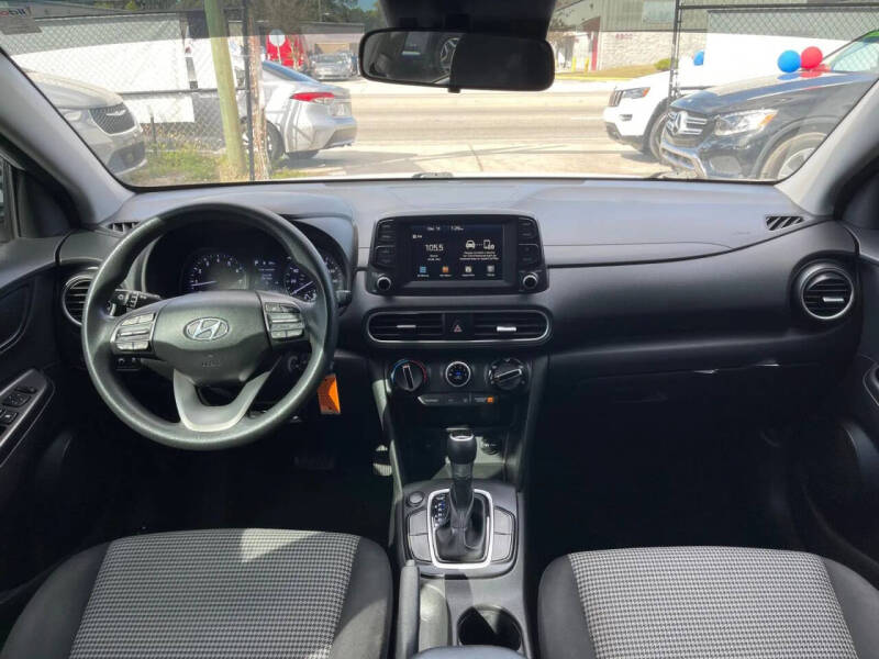 2020 Hyundai Kona SE