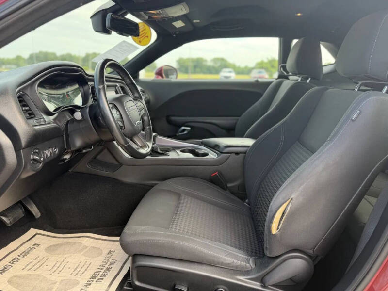 2019 Dodge Challenger SXT