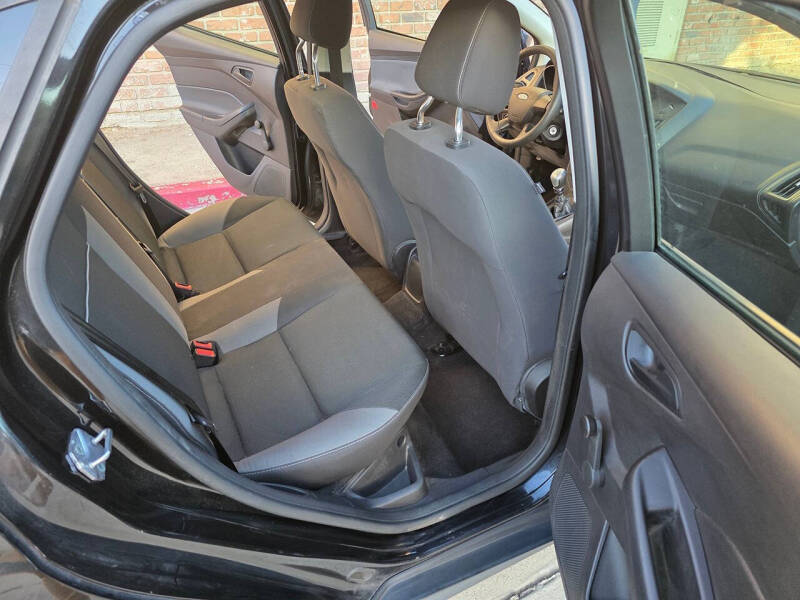 2012 Ford Focus S