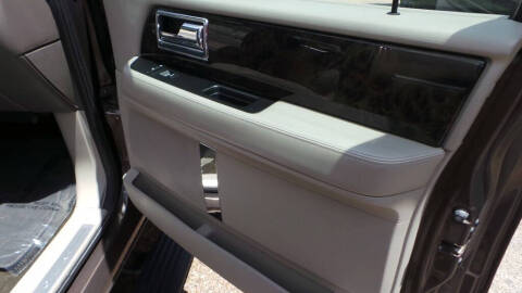 2016 Lincoln Navigator Select