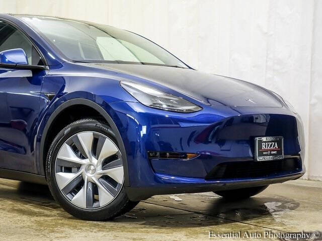 Used 2024 Tesla Model Y Long Range with VIN 7SAYGDEE9RA249793 for sale in Tinley Park, IL