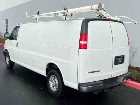 2022 Chevrolet Express 3500